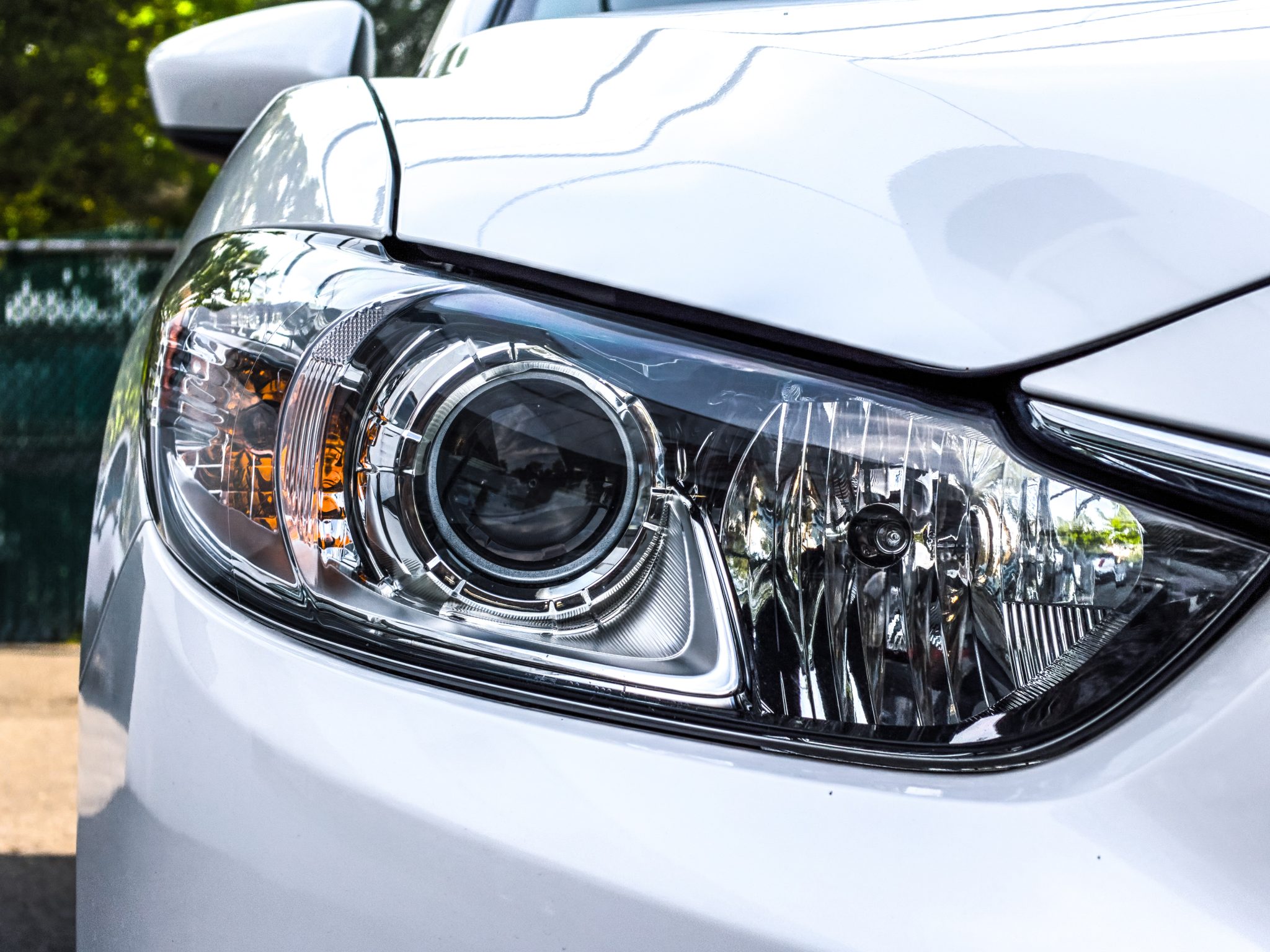 Projector vs Reflector Headlights Which is Best? BestHeadlightBulbs